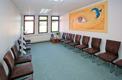 Avila Augenpraxisklinik Wartezimmer