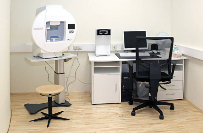 Avila Augenpraxisklinik Behandlungszimmer