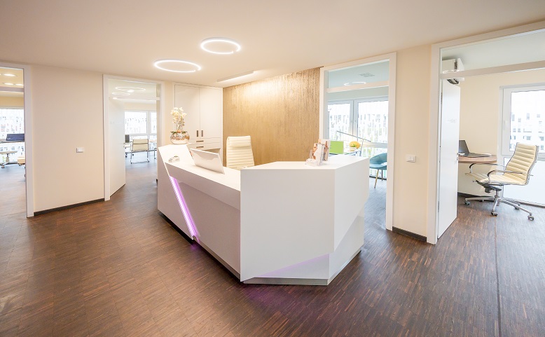 PraxisClinic Jadore Darmstadt, Empfang