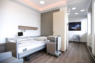 Praxis Plastische und Ästhetische Chirurgie in Bochum, Dr. med. Joneidi Jafari
