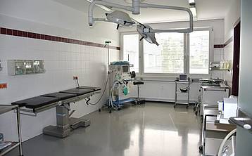 info Medizin Dr. Almasbegy Innsbruck, Österreich, Behandlungszimmer