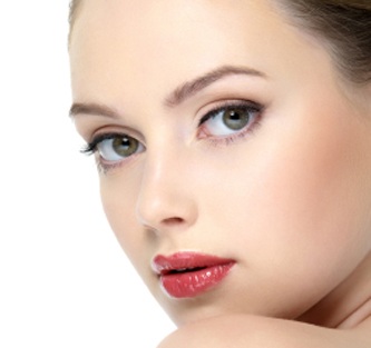 Facelift bei Dr. Dr. med. Koebe in Düsseldorf